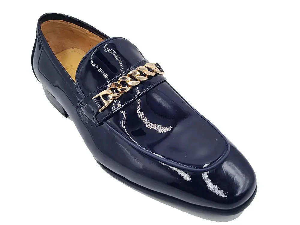 Beveled Squared Toe Patent Leather Loafer