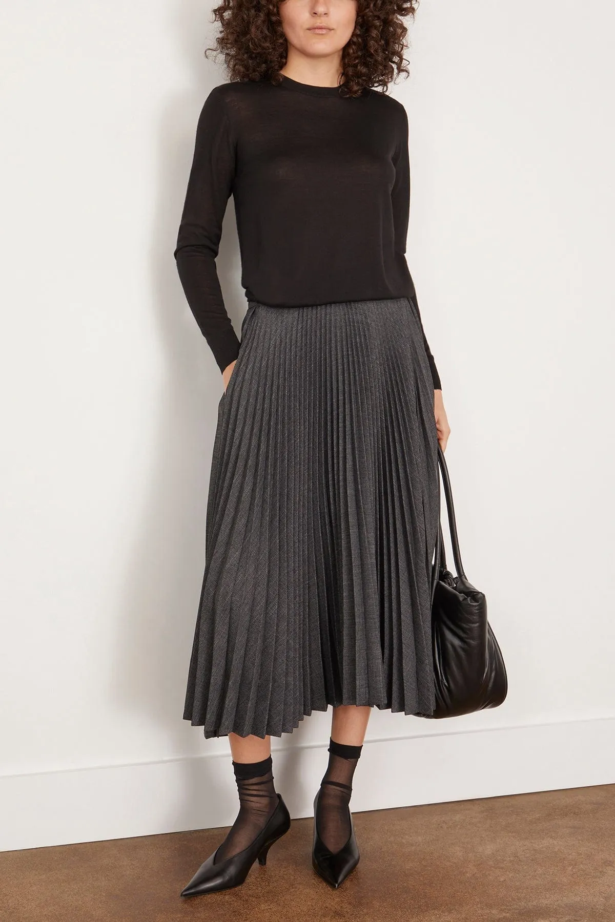 Fine Crew-Neck Knit in Black