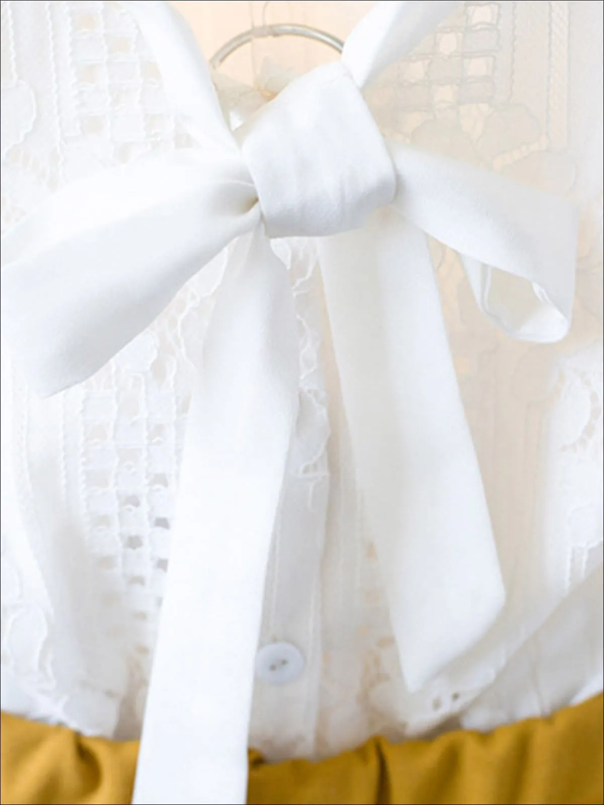 Girls White Lace Long Sleeve Bowknot Blouse And Fishtail Skirt Set