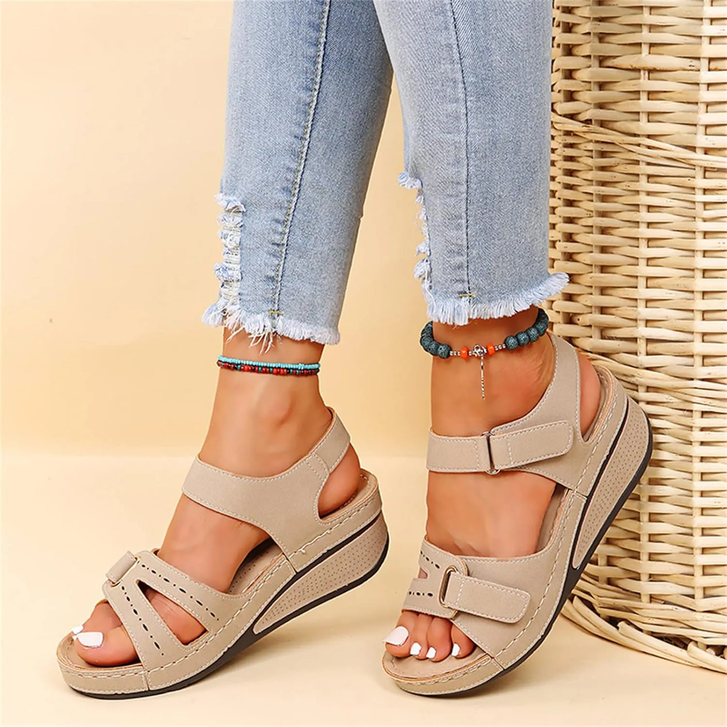 Ladmiple Womens Sandals Comfortable Summer Causal Flip Flops Arch Support Beach Roman Open Toe Orthopedic Sandal Outdoor