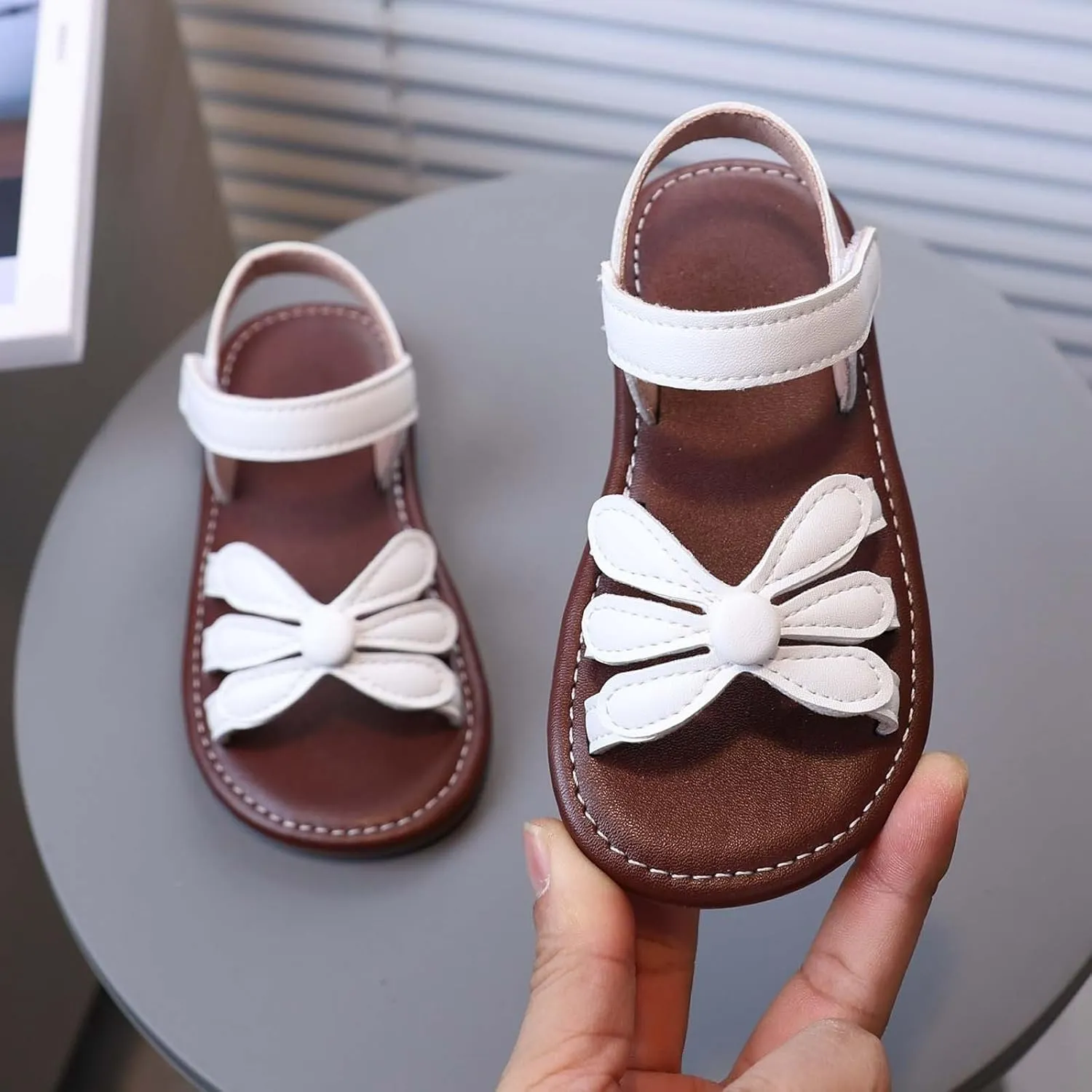 Low Heel Princess Flat Kids Sandals Boys Girls Lightweight Athletic Sandals With Adjustable Webbing For Hiking Walking Beach Water Sports Closed Toe Princess Costume Summer Dress Shoes