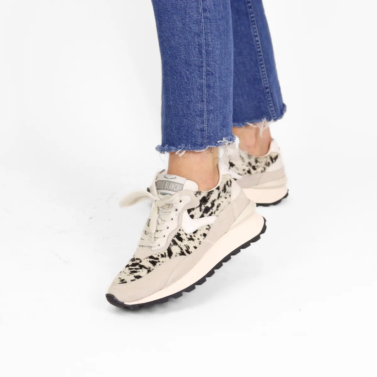 Qwark Hype Suede White