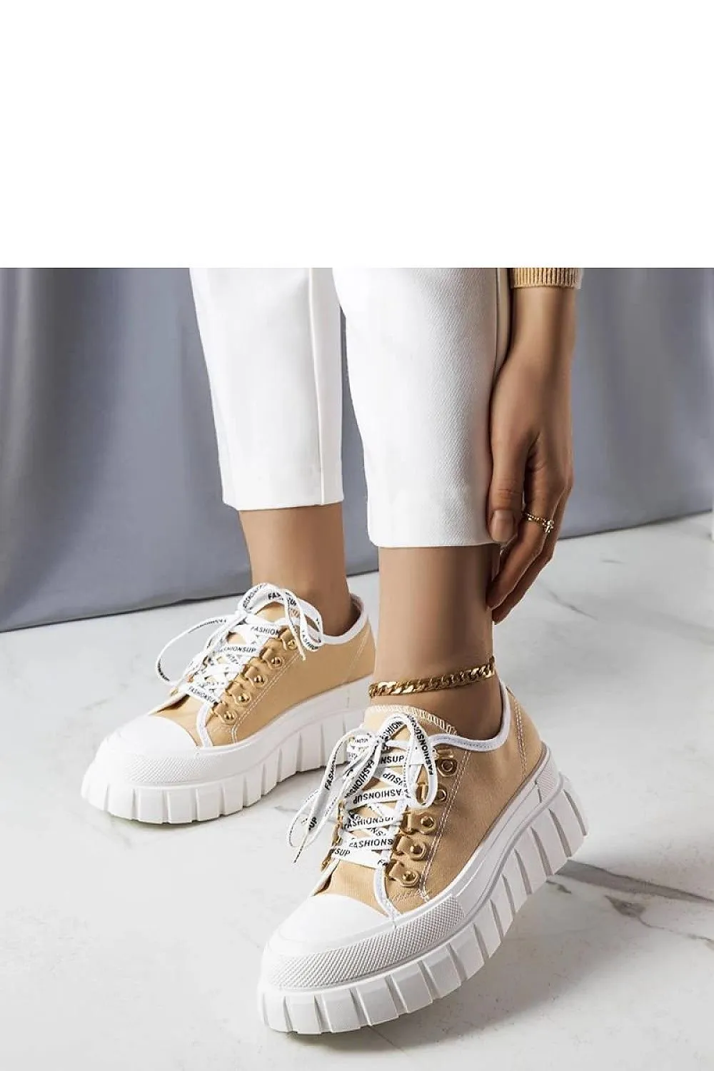 Sneakers model 207985 Solea