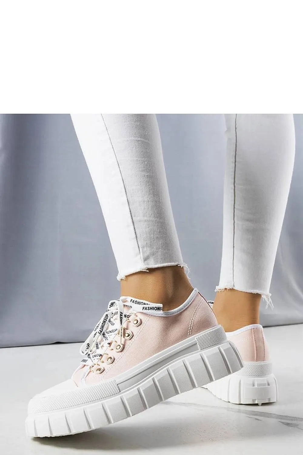 Sneakers model 207985 Solea
