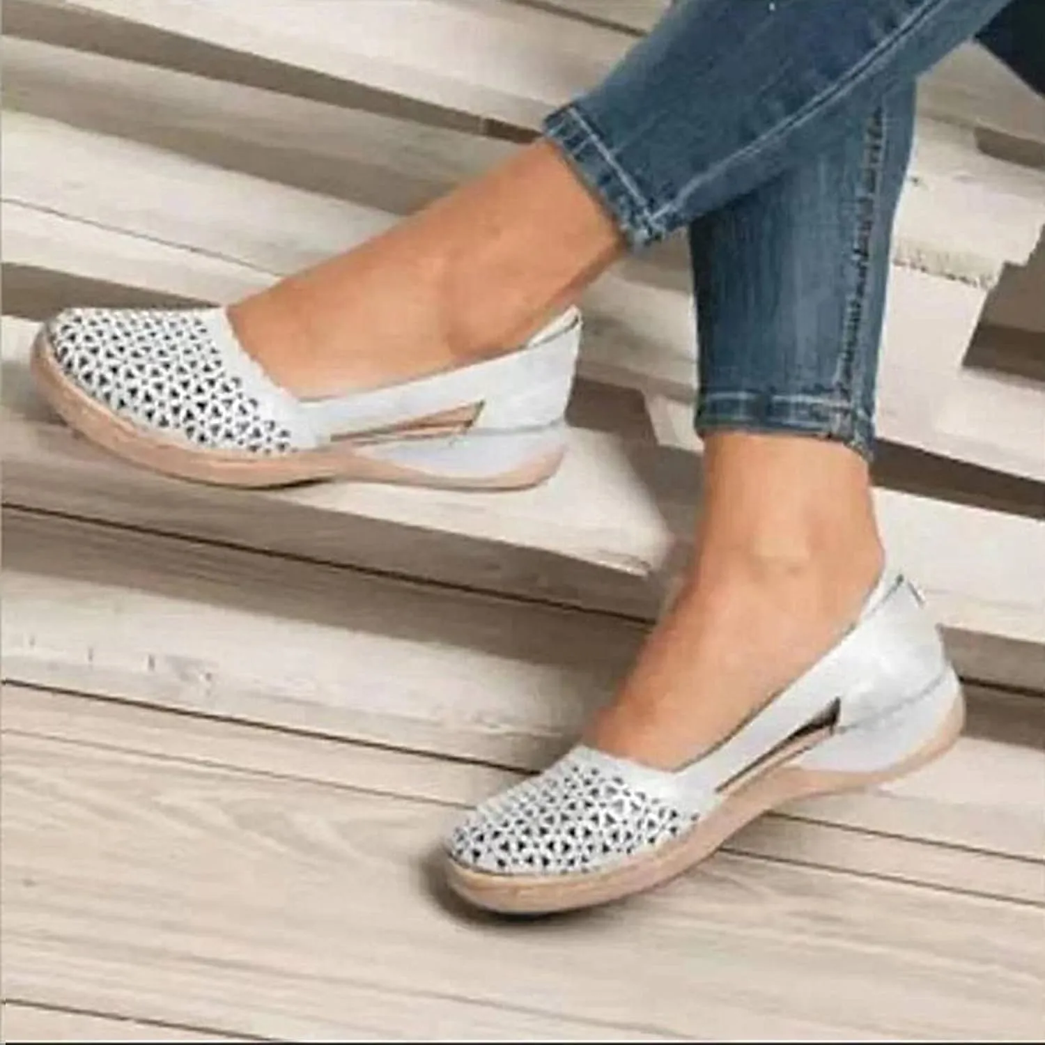 SuanlaTDS Closed Toe Sandals for Women 2025 Platform Orthopedic Slip-on Slides Hollow Out Wedge Summer Low Heel Dressy Comfortable Outdoor Walking Daily Wear Casual Loafers Work Shoes