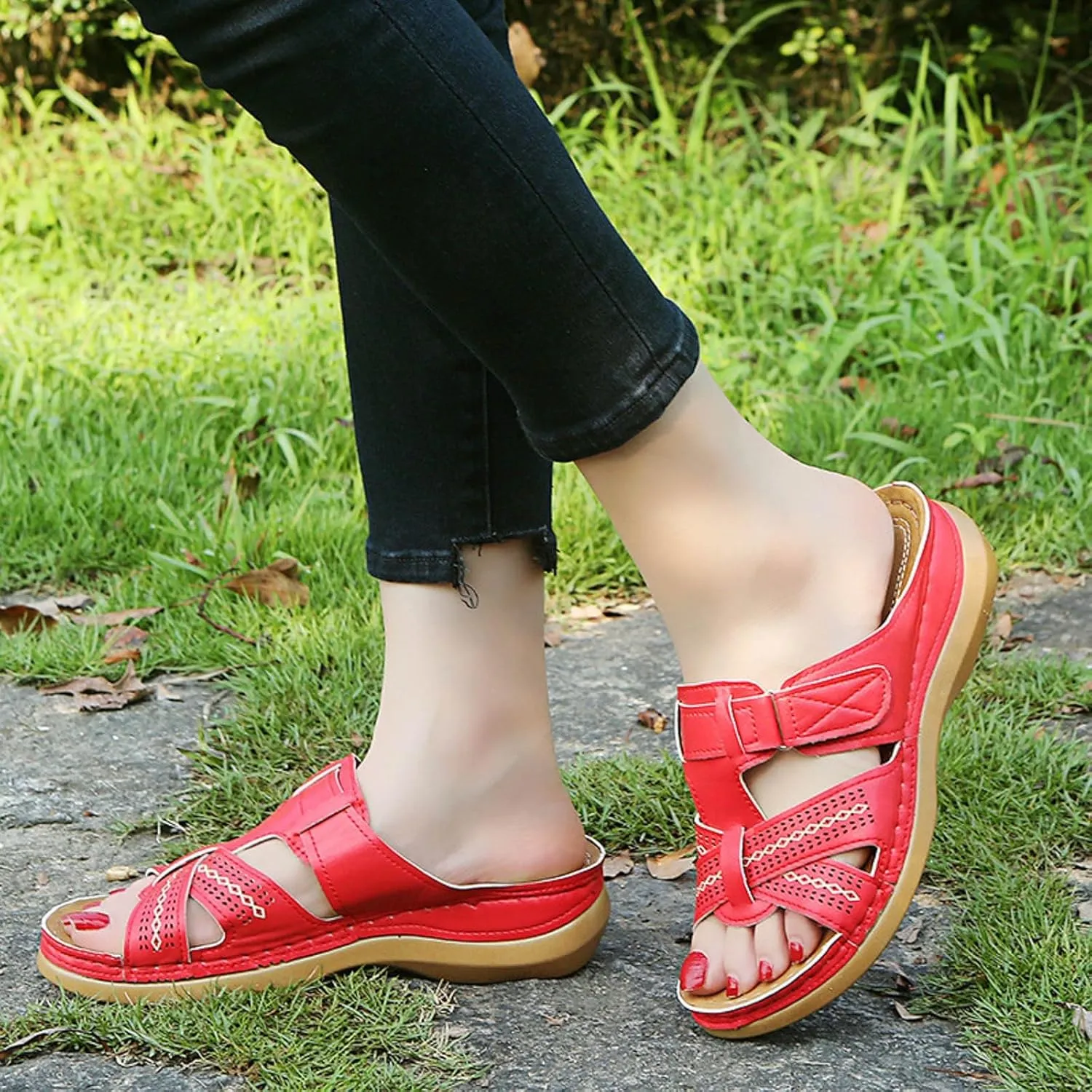 SuanlaTDS Orthopedic Sandals for Women Summer Comfortable Wedge Platform Walking Sandals with Arch Support Casual Outdoor Flat Open Toe Low Heels Wedges Slip On Slide Sandals Slippers