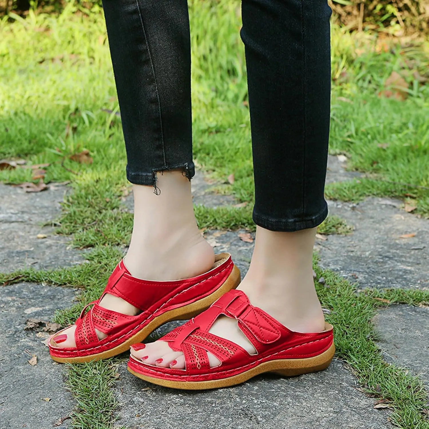 SuanlaTDS Orthopedic Sandals for Women Summer Comfortable Wedge Platform Walking Sandals with Arch Support Casual Outdoor Flat Open Toe Low Heels Wedges Slip On Slide Sandals Slippers