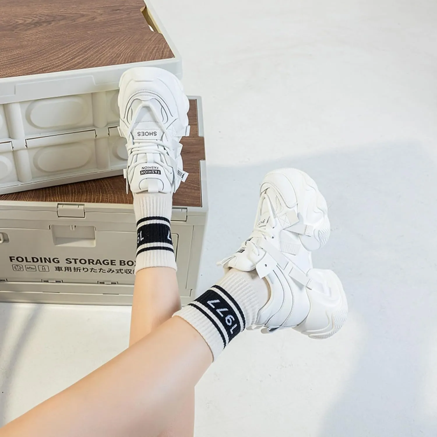 Women's Lace-Up Chunky Sneakers Casual Breathable Platform Dad Shoes