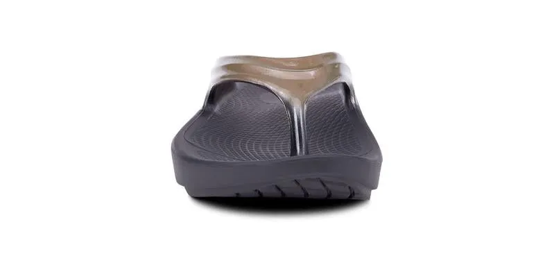 Women's OOlala Luxe Toe Post Sandal in Latte